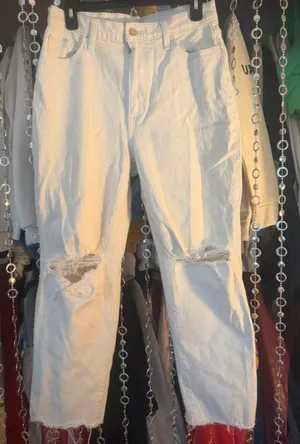Universal Threads White Jeans Straight thumbnail 1