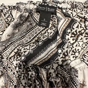 White House Black market short/split sleeve Sz S thumbnail 4