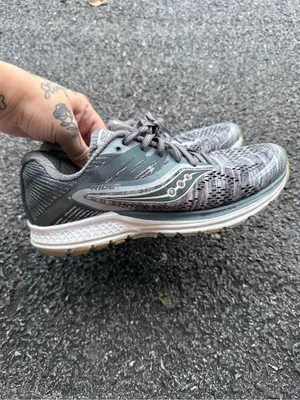 Saucony Ride 10 Everun Gray Running Shoes Women’s Size 7 thumbnail 4