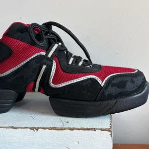 Leos Meg Wave Red Black Split Sole Dance Sneakers Jazz Hip Hop‎ Shoes Womens 8 thumbnail 6