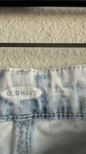 Old Navy Bandana Detail Denim Shorts Size 6 thumbnail 3