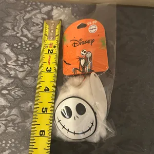 Disney Black and White Jack Skellington Keychain thumbnail 5