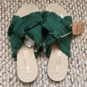New Crevo Monroe green fringe sandals thumbnail 3