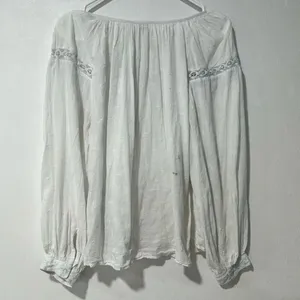 Old navy blouse thumbnail 2