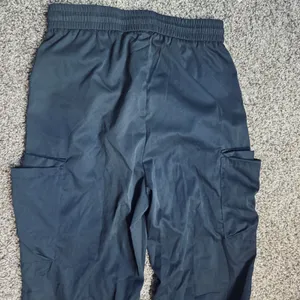 Womens Black Joggers Cargo Pants sz M drawstring elastic waist utility grunge thumbnail 5