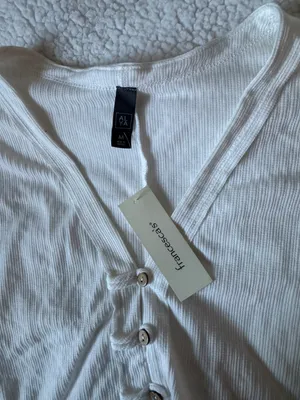 Francesca’s Shirt thumbnail 2