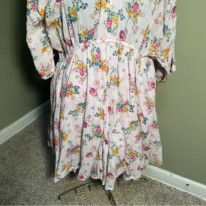 Asos Design‎ Curve Women's Plus Size 20 Dress Light Purple Pink Floral V-Neck thumbnail 3