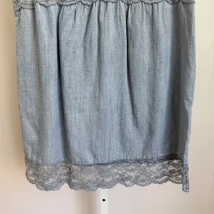 Free People sz M Blue Chambray‎ Lace Trim Sleeveless Boho Mini Dress Cottagecore thumbnail 3