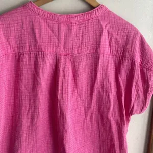 Faherty Dream Cotton Gauze Desmond Top Cone Flower Pink thumbnail 11