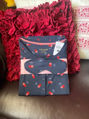 NWT henley cherry jogger set size M thumbnail 11