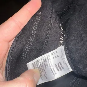 American Eagle distressed high rise 10 normcore black jeggings thumbnail 2
