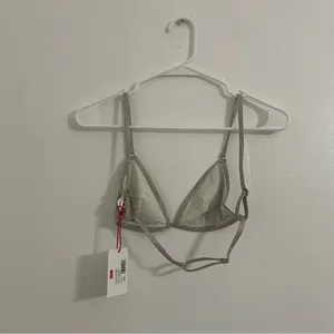NWT Solid & Striped The Lulu Bikini Top | Size: Medium thumbnail 4