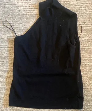 L'AGENCE Elegant Black Knitwear thumbnail 1