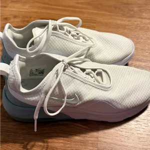 Nike White and Light Gray Sneakers thumbnail 1