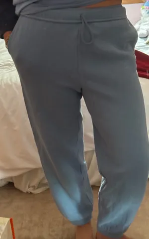 Aritzia TNA Cozy Fleece Sweatpants Mega Cuffed thumbnail 5