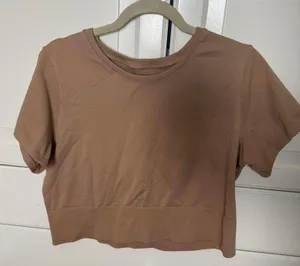 OFFLINE By Aerie Sidewalk T-shirt cropped seamless thumbnail 1