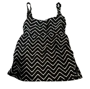 Alex Marie Women's Black White Chevron Swimsuit‎ Tankini Molded Cup Size 14 NWT thumbnail 1