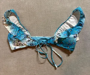 Aerie Floral Ruffle Bikini Top Size Medium‎ Blue Daisy Scoop Neck Swim NWT thumbnail 1