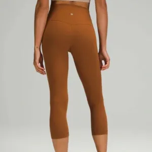 Lululemon Women's Size 14 Align High-Rise Crop 21" Copper Brown Tight Pant thumbnail 2
