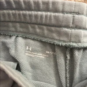 Under Armour Women's Shorts thumbnail 3