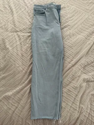 Abercrombie High-Rise Mom Jeans curvy love thumbnail 4