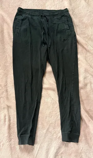Nike Men’s Black Sweatpants thumbnail 1