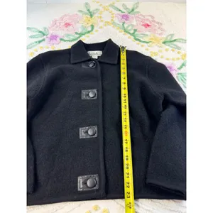 Lisa International Womens vtg Black 100% Boiled‎ Wool Button Front blazer M thumbnail 3