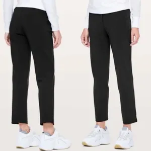 Lululemon Women’s Black On The Move‎ Pants Women’s 6 thumbnail 2