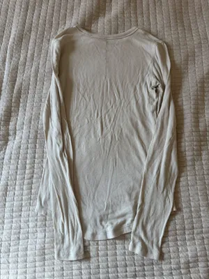 Lululemon Long Sleeve Top thumbnail 3