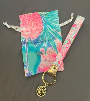 Lilly Pulitzer Pink Wristlet thumbnail 1