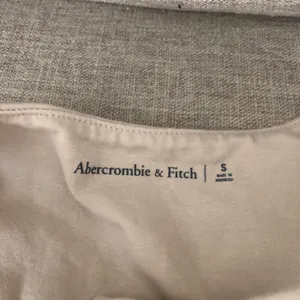 Abercrombie & Fitch Twist Neck Front Tank Cropped Crop Top Small Cream Beige thumbnail 6