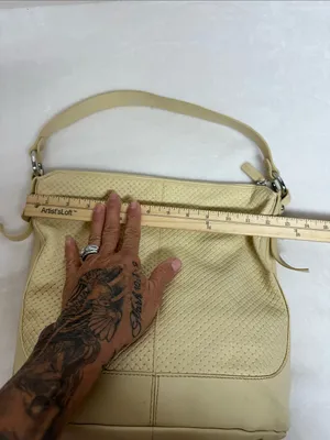 The Trend Textured Cream Shoulder Hobo Bag thumbnail 6