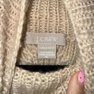 J.Crew Turtleneck Sweater Women XL Beige Good Wool Cable Hand Knit thumbnail 2