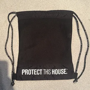 Under Armour Drawstring Bag thumbnail 2