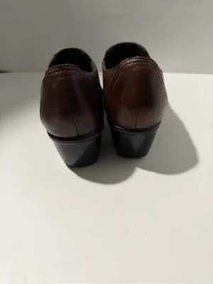 Clarks‎ Dark Brown Leather Slip-On Loafers thumbnail 4