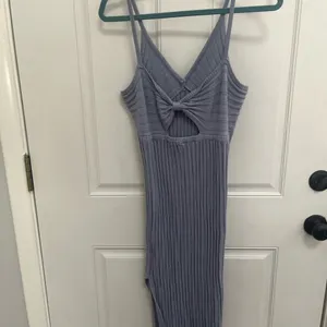 Indikah sweater dress size large blue sparkly , side slit‎ open back thumbnail 6