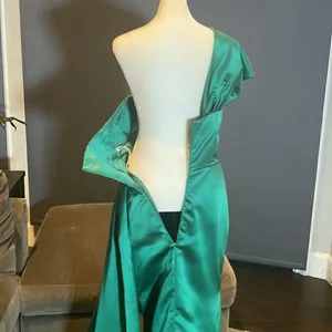 Women’s Green One Shoulder Full Length Mermaid Fit Formal Dress Size 6 thumbnail 6