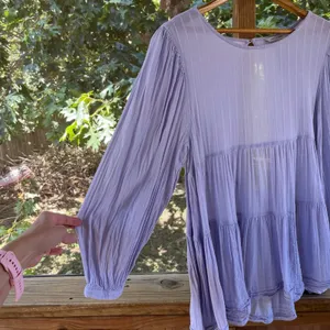 American Eagle Women's Ruffled Tiered Long Sleeve Lilac Top Size M thumbnail 3