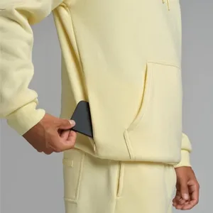 NWT COMFRT DND AIRPLANE HOODIE BUTTERCREAM. Medium thumbnail 4