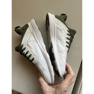 APL Techloom Tracer Women’s Size 6 Athletic Propulsion Labs Sneakers Shoes White thumbnail 5