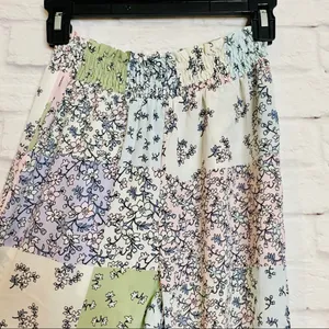 Boutique NEW Floral Patch Pants thumbnail 6