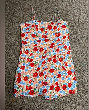 Willow & Root NWT floral romper size XL thumbnail 1
