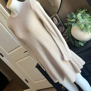 ROMEO + JULIET COUTURE Beige Sweater Dress Small thumbnail 4