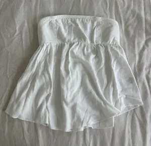 Strapless white flowy top Size XS thumbnail 1