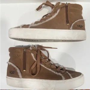 UGG Olli Heritage Sneaker Trainers Suede Sheepskin Fur Lined Boots Size 7 thumbnail 4