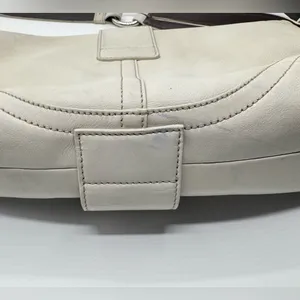 Coach vintage3653 Soho Y2k Double Pocket Buckle Flap Cream Leather Shoulder Bag thumbnail 11