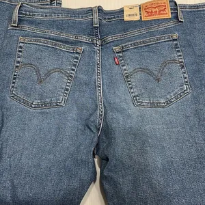 Levi's Wedgie Straight Stretch Denim Jeans 32 x 28 High Rise Cropped Distressed thumbnail 2