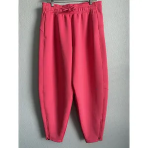 Nike Womens Dry-Fit Prima High Waisted 7/8 Training Pants Gorpcore Cozy M NEW thumbnail 3