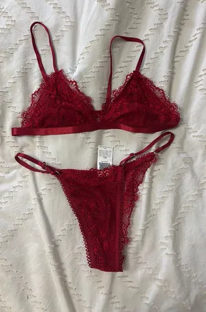 Red lingerie thumbnail 1