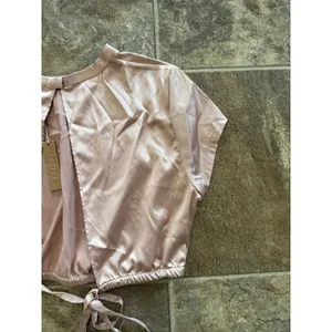 Skims Woven Shine Stretch Satin Crop Top Pink Sand Size Small thumbnail 8